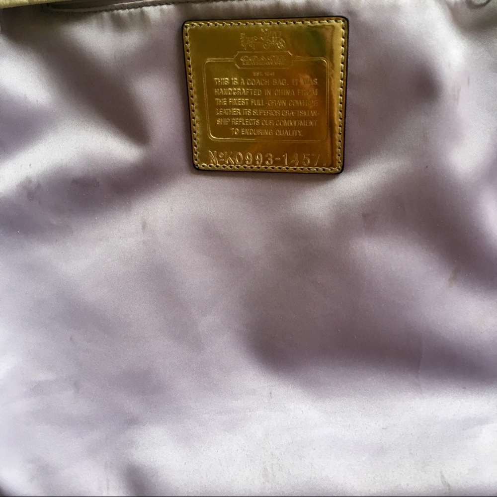 Coach Leather Bucket Bag in Ivory with 2 Straps - Picture 8 of 8
